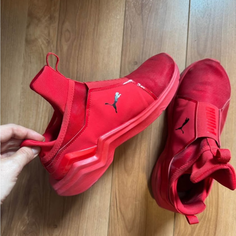 Puma women’s Red Sneakers